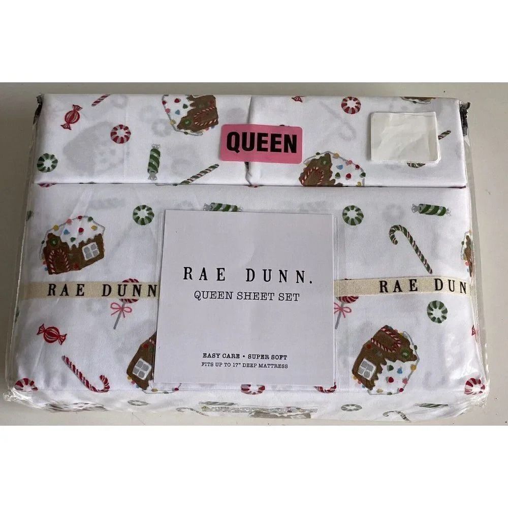 Rae Dunn By Enchante Gingerbread House Candy Cane Christmas Queen Sheet Set NEW